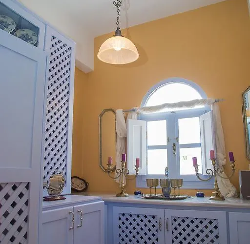 Villa Lydia Luxury Karterados (Santorini)