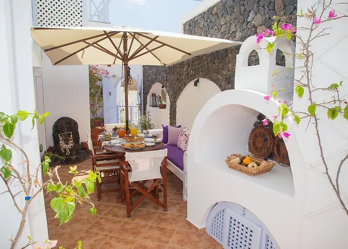 Lydia Luxury * Karterados (Santorini)