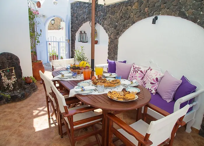 Lydia Luxury Karterados (Santorini)