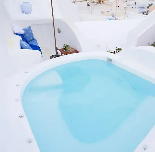 Villa Lydia Luxury Karterados (Santorini)