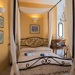 Lydia Luxury