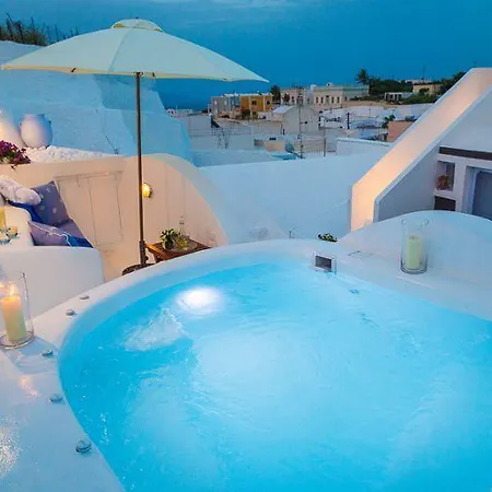 Lydia Luxury *